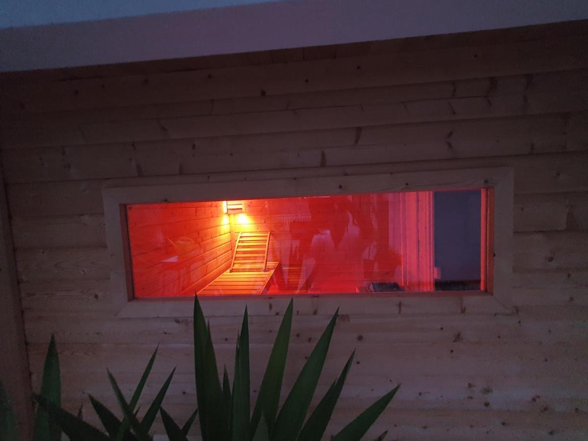 Haus Sonnenweg 6 Auf Der Sonnenseite Im Westerwald Höhr-Grenzhausen Exterior foto
